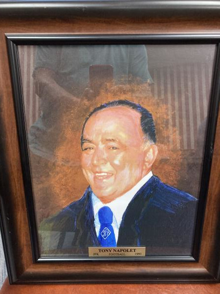 Tony Napolet
